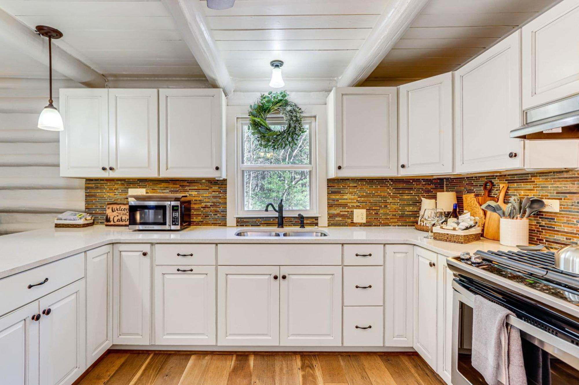 Dog-Friendly Hiawassee Cabin With Decks And Fire Pit! Extérieur photo