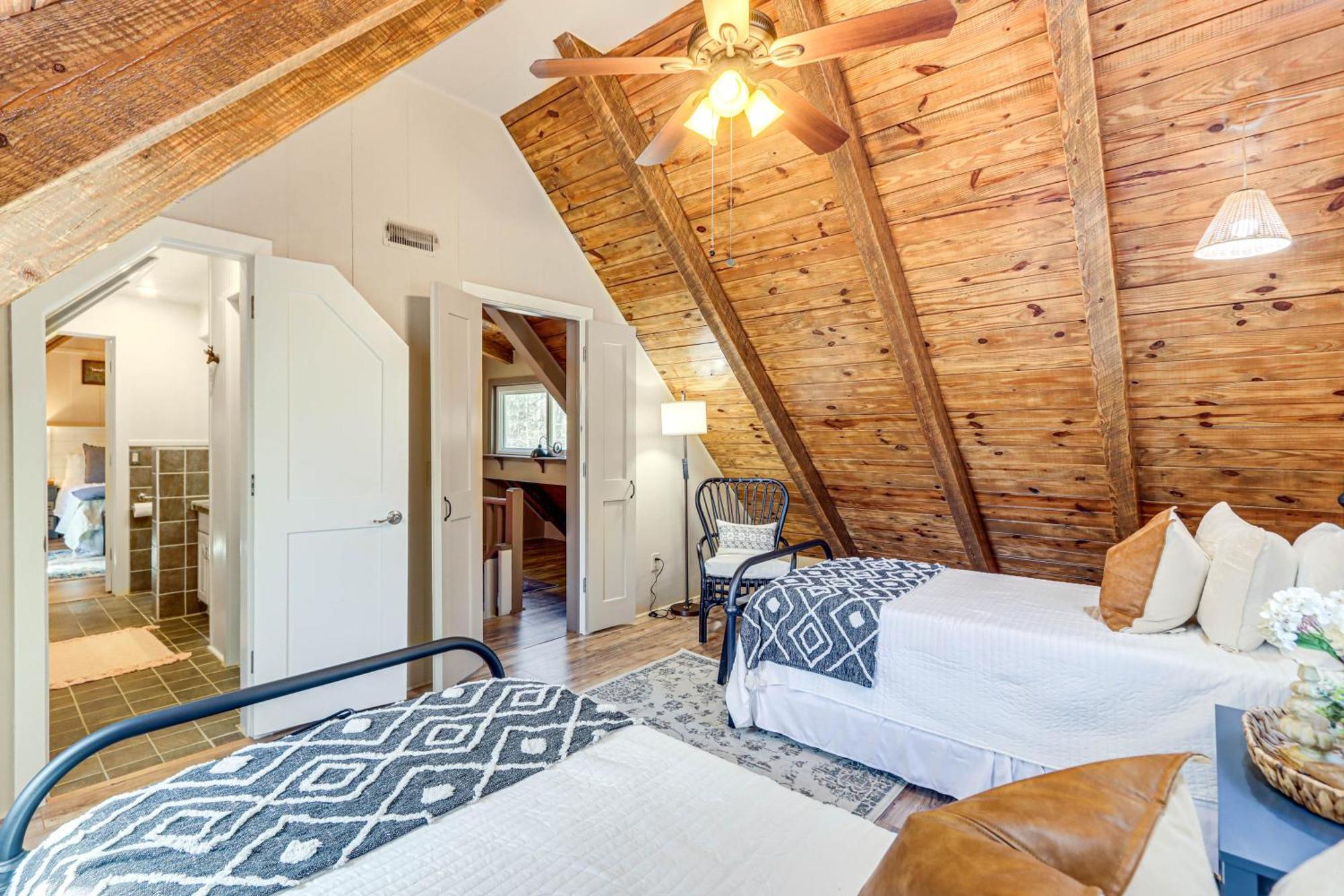 Dog-Friendly Hiawassee Cabin With Decks And Fire Pit! Extérieur photo
